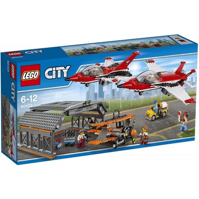 AIRPORT AIR SHOW - LEGO 60103  - 1